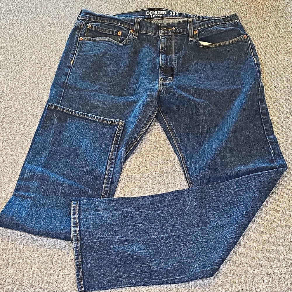 DENIZEN from Levi's Men's Blue Dark Wash Straight Fit Denim Jeans 5-Pocket 36x32